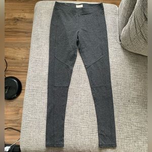 Gray Stretch Leggings by Mudd Size S